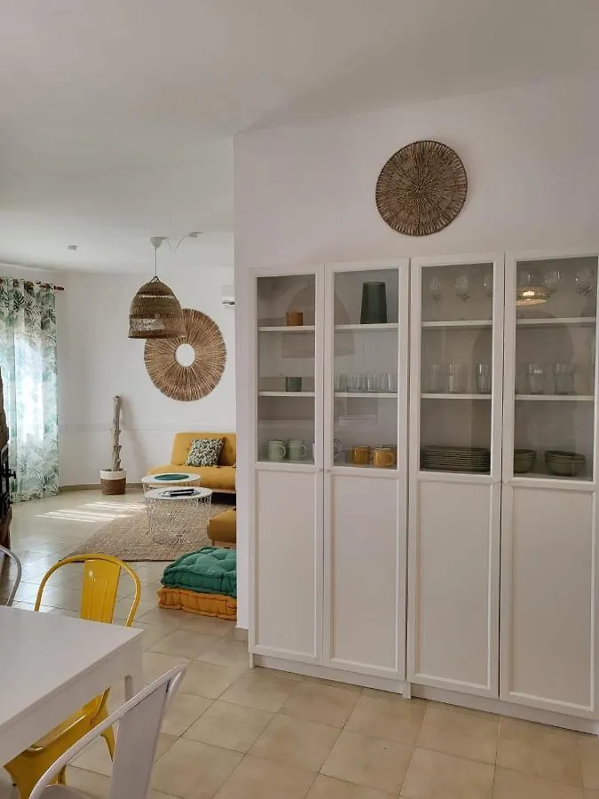 Holiday home Global Immo 8008 Casa Hendre Villa Roses