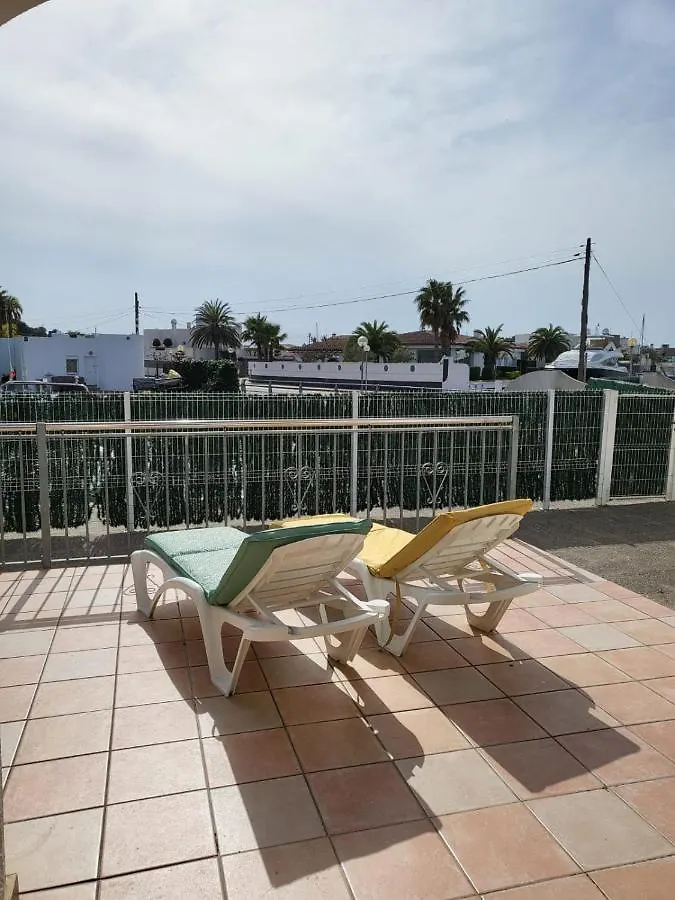 Global Immo 8008 Casa Hendre Villa Roses 0*,