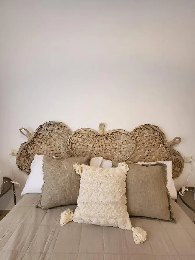 Holiday home Global Immo 8008 Casa Hendre Villa Roses
